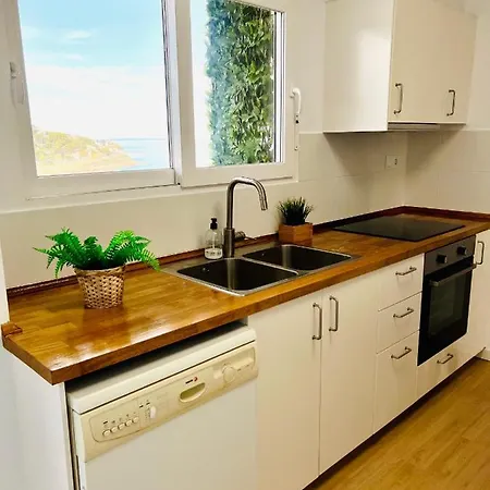 Deluxe Torremar Apartment
